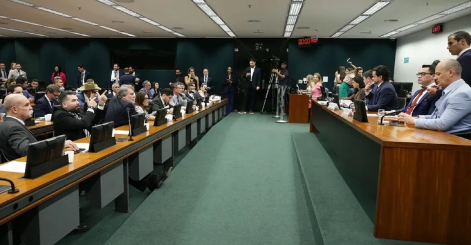 Reunião da Comissão de Constituição e Justiça (CCJ) da Câmara - Foto: Lula Marques/Agência Brasil