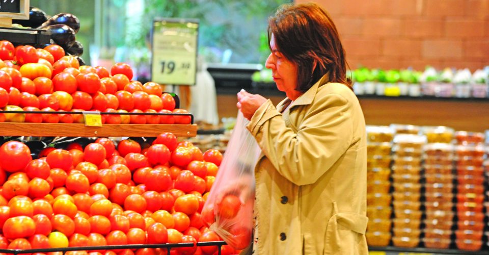 Pesquisa aponta  redução no setor de  hortifrúti e estabilidade  nos itens essenciais - Foto: divulgação