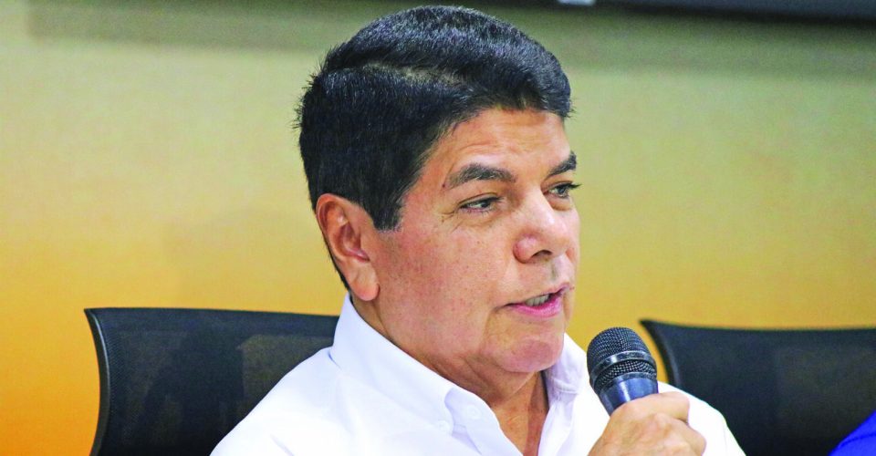 Diretor-presidente da Agereg explicou sobre o serviço de fiscalização ao Consórcio Guaicurus - Foto: Roberta Martins