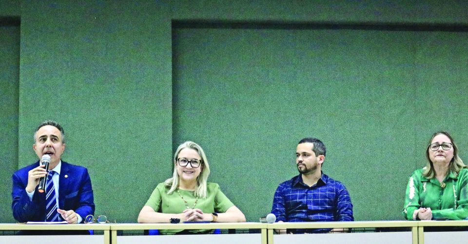 Representantes do MPMS e da Saúde durante o lançamento da campanha - Foto: Roberta Martins