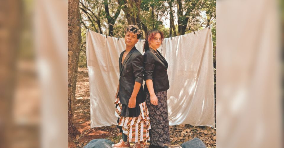 A parceria com Silveira traz uma dimensão nova, reforçando a narrativa emocional da música - Foto: Thiago Figueira/divulgaçãp