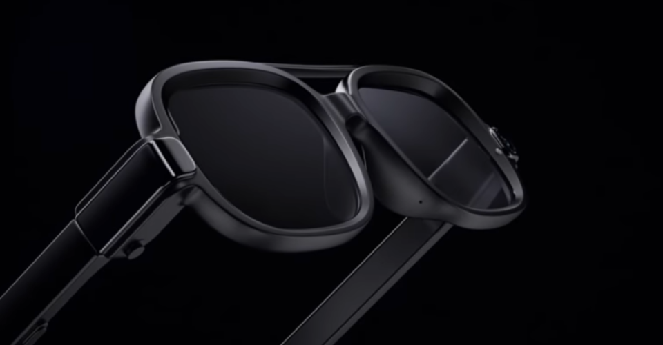 Xiaomi apresenta óculos inteligentes com câmeras e telas microLED