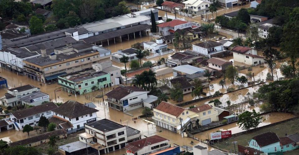 Regiões mais afetadas são o meio-oeste e parte do planalto norte.|Foto: Dênio Simões/MIDR