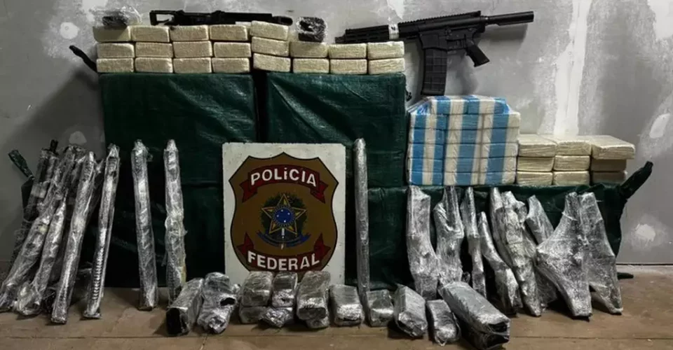 Droga e Fuzis apreendidos em Ponta Porã - Foto: divulgação/PF