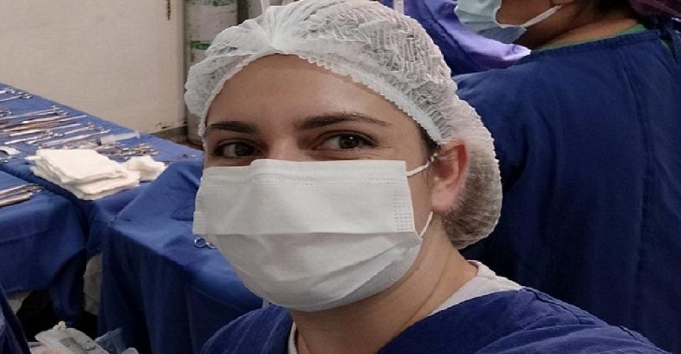 Enfermeira do MS recebe prêmio nacional por trabalho na área de transplante de órgãos