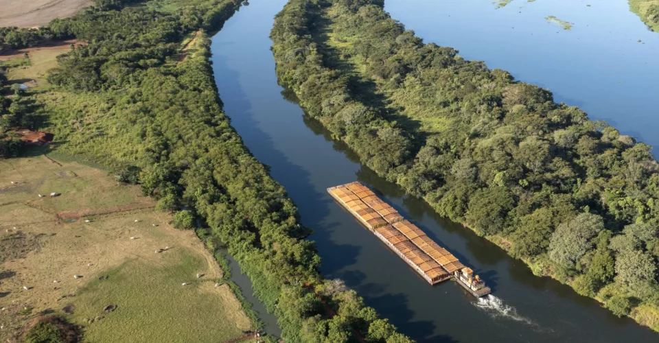 hidrovia tiete-parana rota escoamento agro agronegocio via barco embarcacao navio mato grosso do sul ms