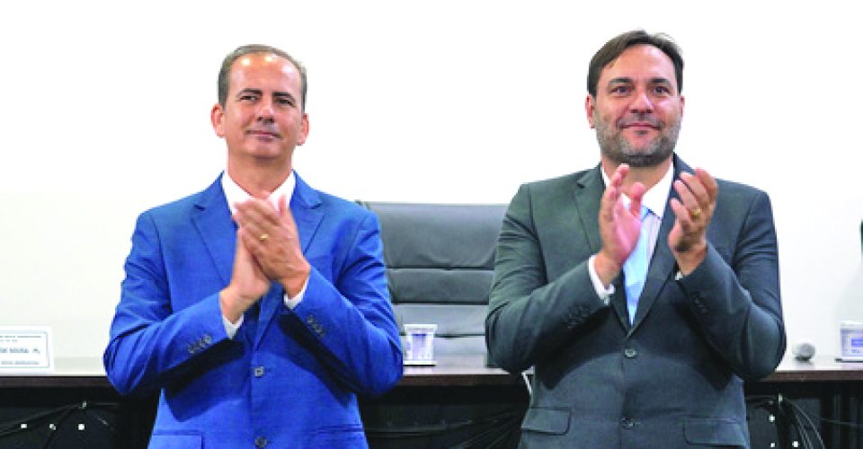 Fica mantido o resultado das eleições municipais e mandados de Leandro Fedossi e Arion Aislan em Nova Andradina - Divulgação PMNA