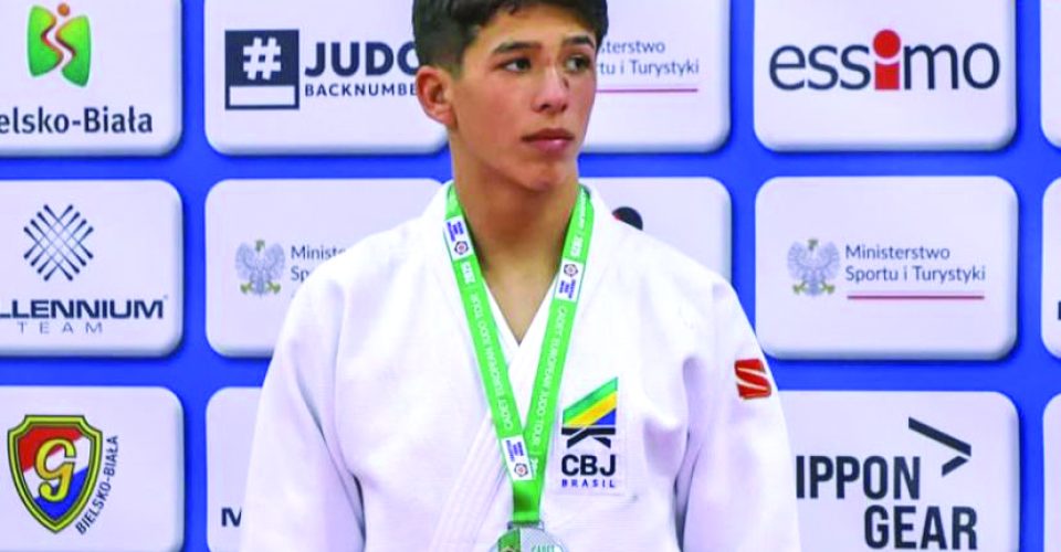 André Dodero foi prata na Copa Europeia Cadete, na Polônia - Foto: Arquivo Pessoal