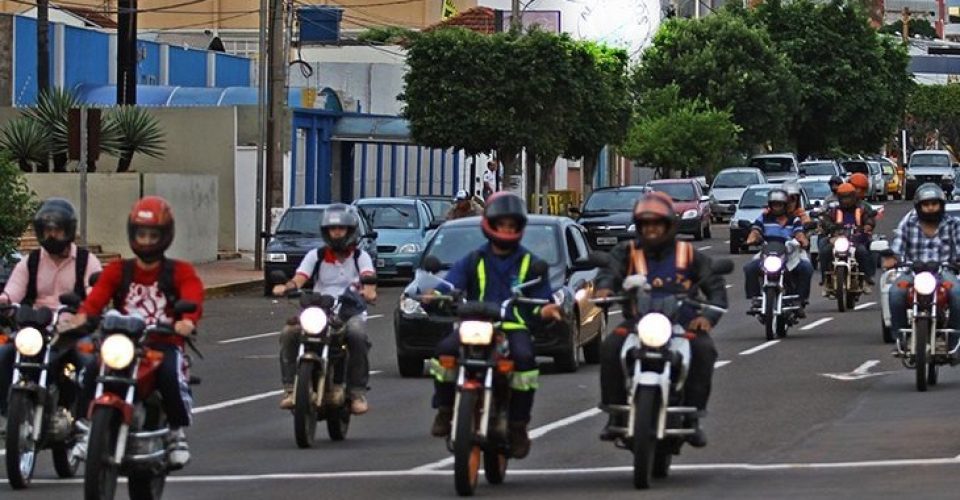 moto motociclistas transito