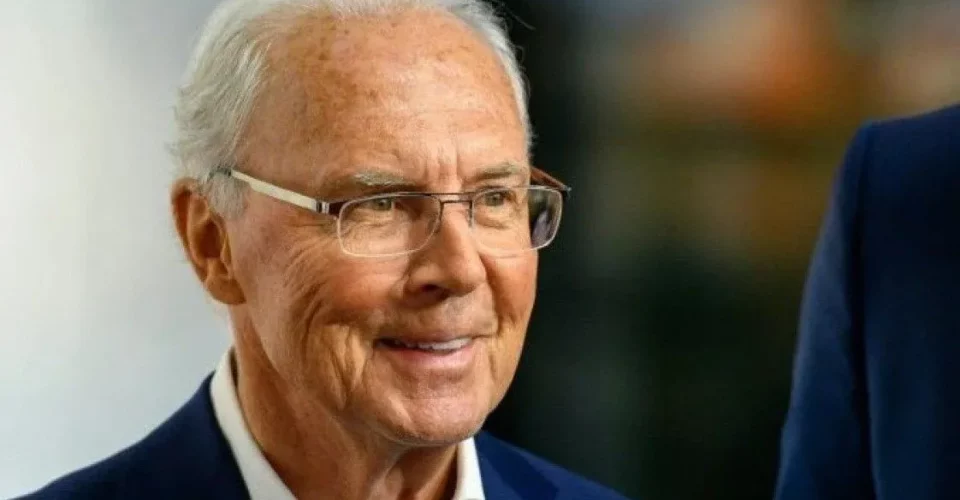 Franz Beckenbauer morreu enquanto dormia. - Foto: Divulgação