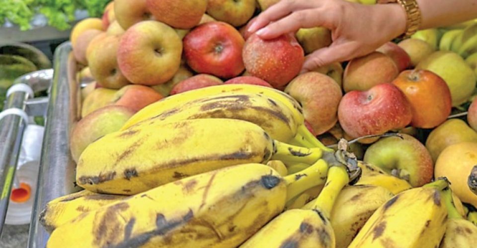 Frutas pesam no bolso do consumidor na hora de comprar o produto - Foto: divulgação