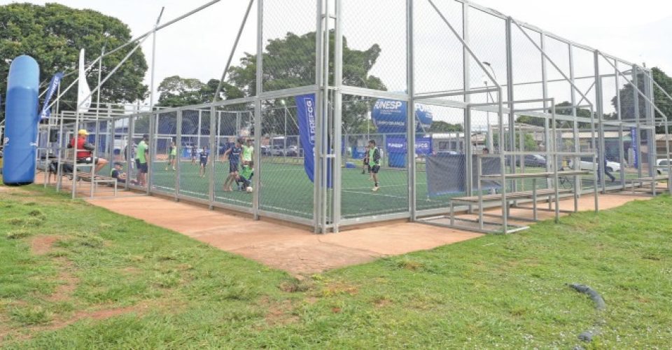 Espaço inaugurado
sábado faz parte de
programa que pretende
entregar 112 arenas - Foto: Nilson Figueiredo