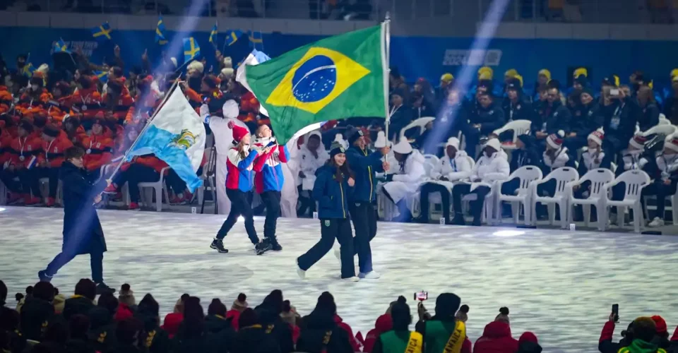 Brasil estreia a partir das 23h no biatlo, snowboard cross e patinação. - Foto: Marina Ziehe/COB