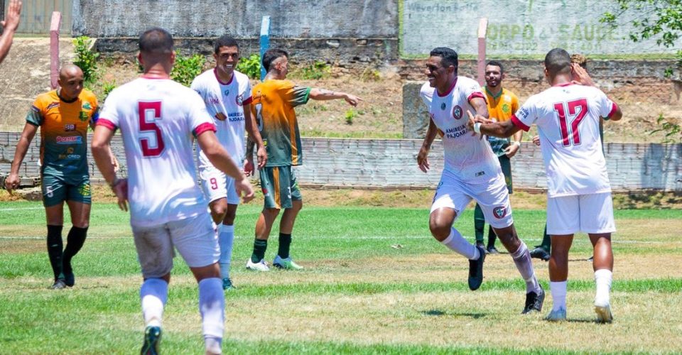 Público pode assistir a partida direto das arquibancadas em Sidrolândia.|Foto: Luciano Siqueira/ Portuguesa