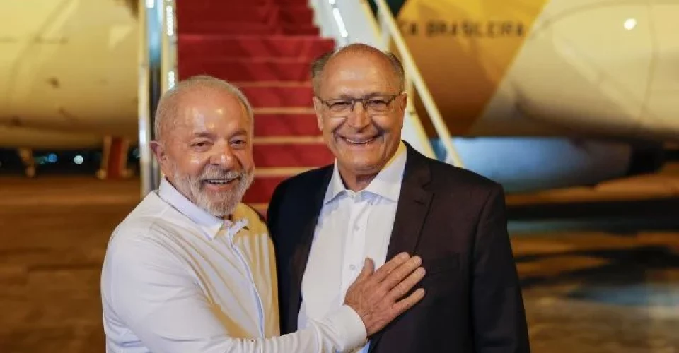 Lula embarcou para a França e Geraldo Alckmin assume a Presidência - Foto: Ricardo Stuckert