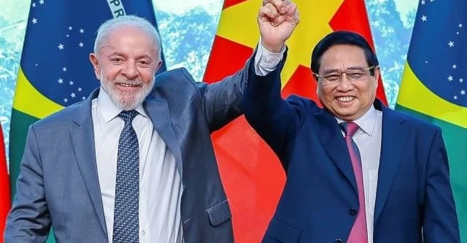 Lula durante encontro com o Primeiro-Ministro do Vietnã, Pham Minh Chinh - Foto: divulgação/Ricardo Stuckert