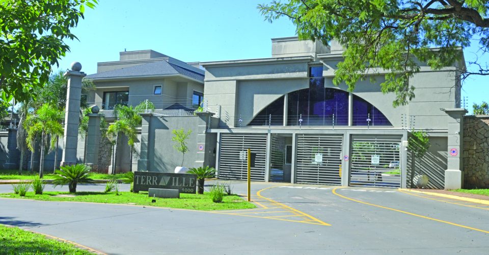 Buscas foram feitas em condomínios de luxo e na sede da Agraer, no Parque dos Poderes - Foto: Nilson Figueiredo