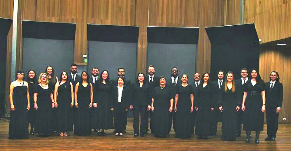 O Coro Lírico Cant’Arte reuniu um elenco de solistas e traz uma  leitura cuidadosa da obra - Foto: Cant’arte