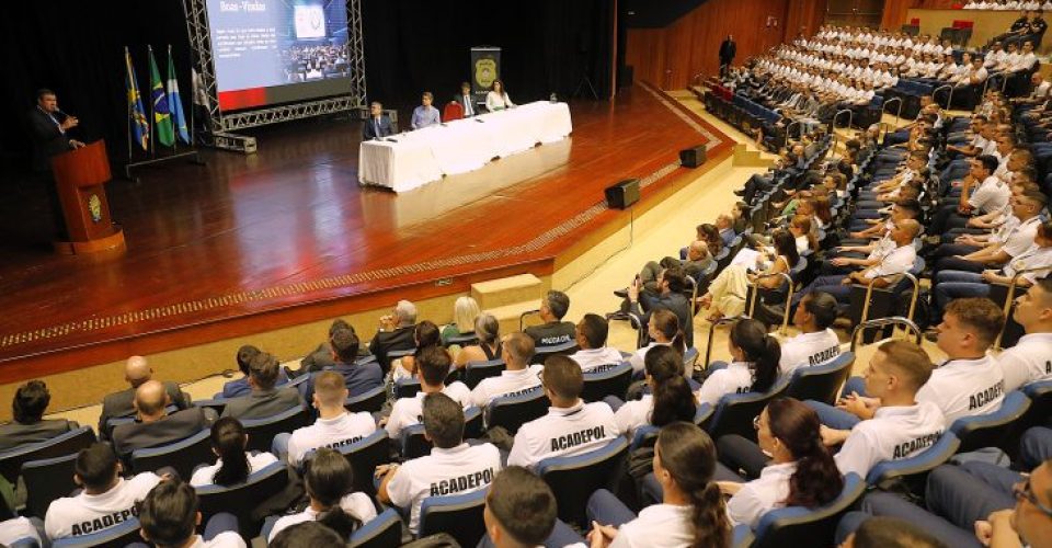 PCMS-ACADEPOL-Foto-Saul-Schramm-25-730x480