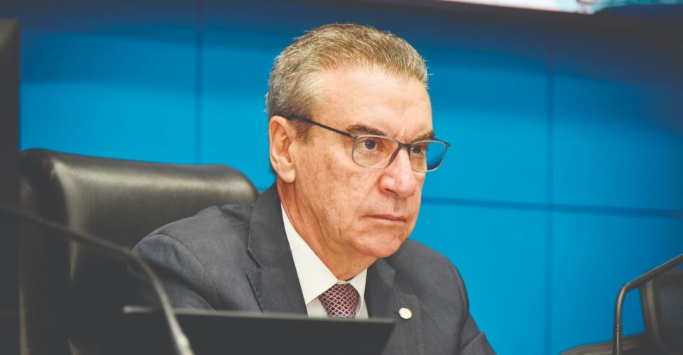 Deputado Paulo
Corrêa pode ser
beneficiado com PEC
da idade para TCE-MS.|Foto:Luciana Nassar/Wagner Guimarães/Alems