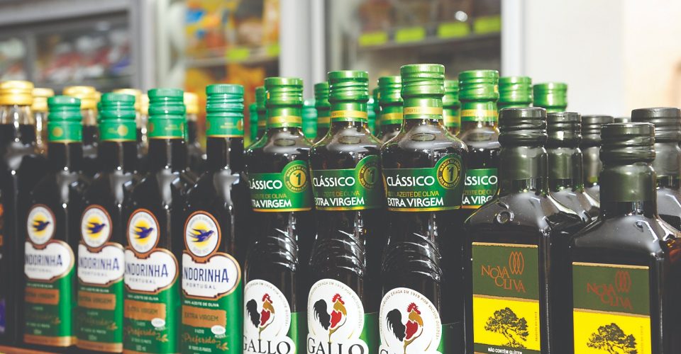 Azeite de oliva virgem ficou 69% mais caro e o extra virgem teve aumento de 80% - Foto: Nilson Figueiredo