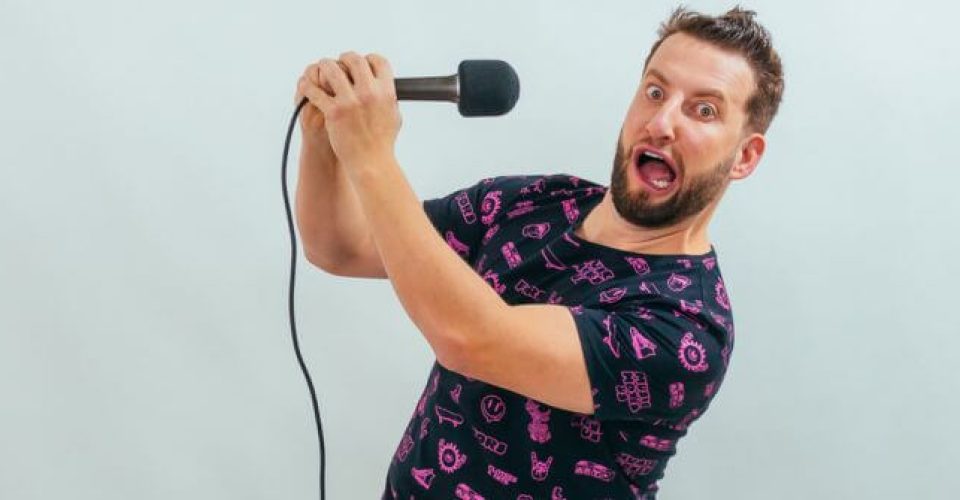 Stand-up com Eros Prad - Foto: Site oficial do humorista