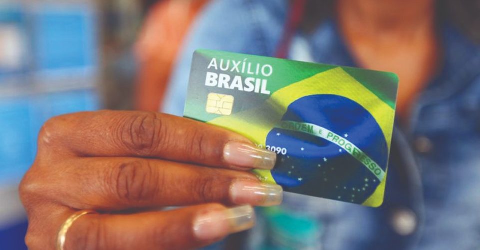 Auxílio Brasil cartão