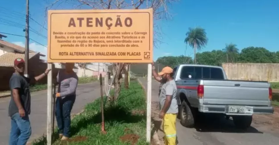 Rota alternativa foi sinalizada para ajudar motoristas 
Foto: PMB