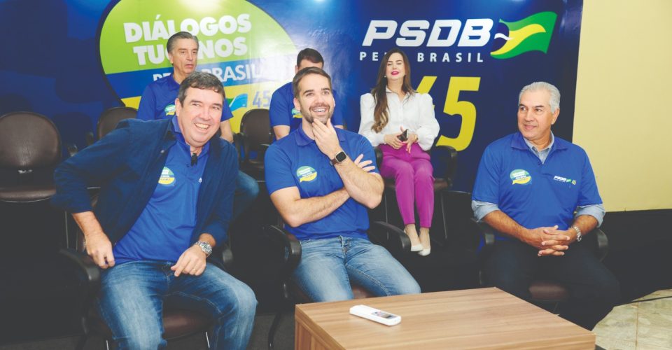 Foto: Eduardo Leite, presidente
nacional do PSDB, Eduardo
Riedel, vice-presidente, e
Reinaldo Azambuja, presidente
estadual de MS, durante reunião/Nilson Figueiredo