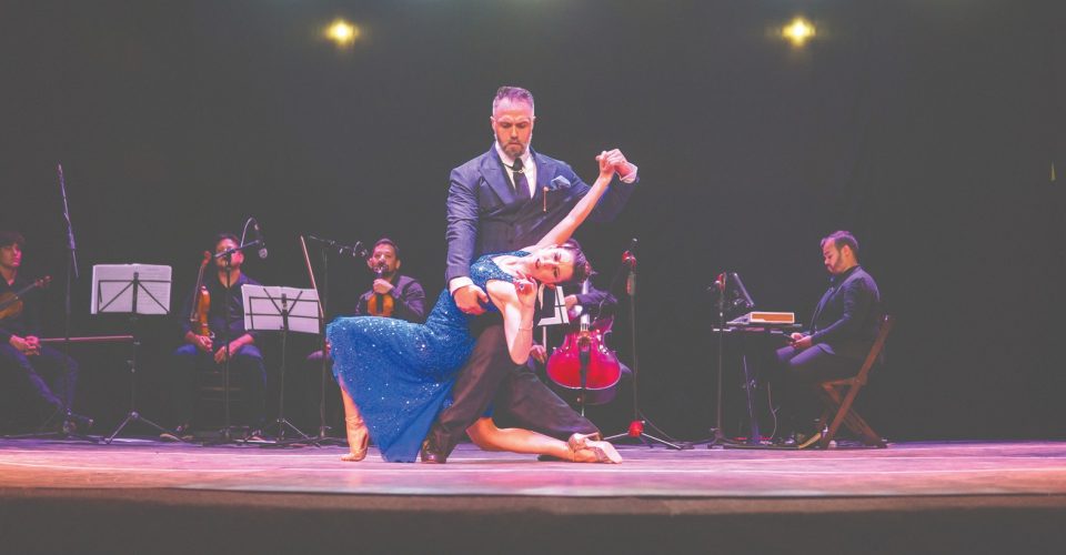 Foto: Festival
 Espetáculo Caminhos do
Tango foi apresentado na
abertura do evento, no
Armazém Cultura/Foto: Luan Saraiva/Divulgação