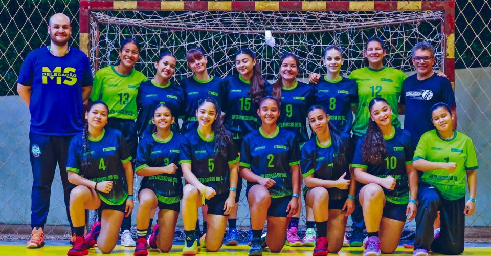 Comissão técnica e
jogadoras de handebol
se preparam para
experiência nacional - Foto: Divulgação/Coollab Registros Esportivos