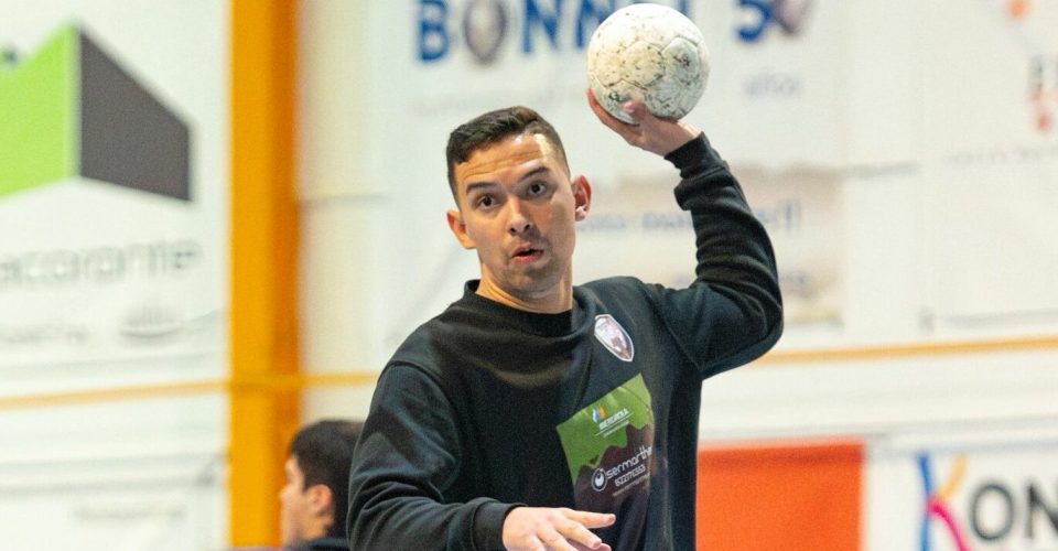 Alex Fabrício em
quadra em jogo
pelo Máquinas CG - Foto: Reprodução/Arquivo Pessoal