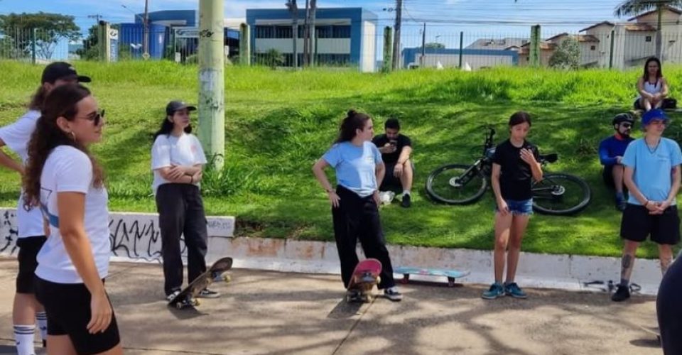 Pantaneiras Skate Girls é inspirado em iniciativa paulista; coletivo em ação alusivo ao Dia da Mulher - Foto: Reprodução/Arquivo Pessoal