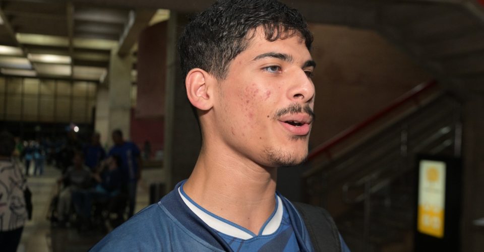 Gabriel Ferreira em evento do Bolsa Atleta, segunda (3), em Campo Grande - Foto: Nilson Figueiredo