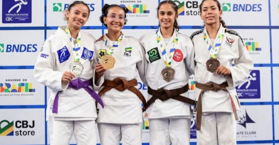 Anna Clara foi a
única atleta, até o
momento, a conseguir
medalha de ouro - Foto: Anderson Neves/CBJ