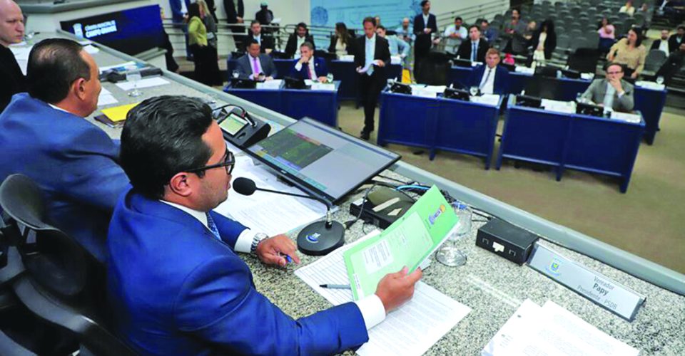 Segundo Otávio Trad, as leis orçamentárias têm sido mais conservadoras em todo o país - Foto: Izaias Medeiros/Câmara Municipal