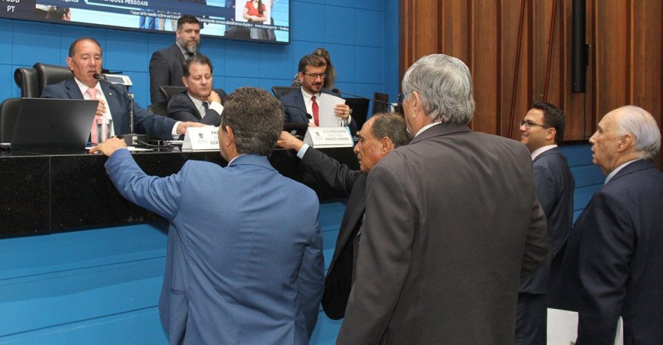 Lei orçamentária chega para análise do deputados