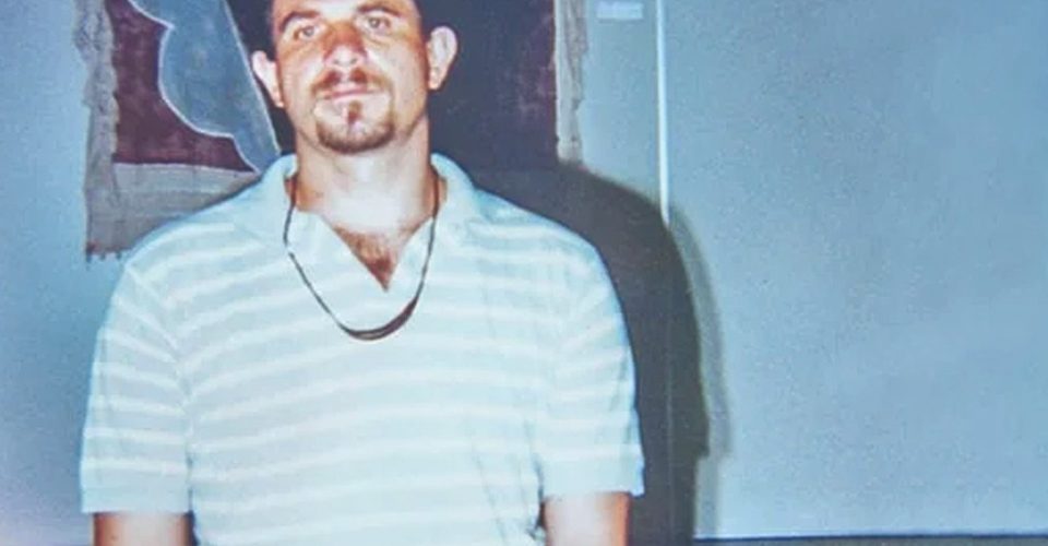 O artista Henrique Spengler (1958-2003), foi diretor de Cultura da Prefeitura Municipal de Coxim. Entre as décadas de 1980 e 1990 criou o Movimento Cultural Guaicuru, juntamente com artistas visuais e plásticos, jornalistas e músicos (Foto: Acervo Unidade Guaicuru) 