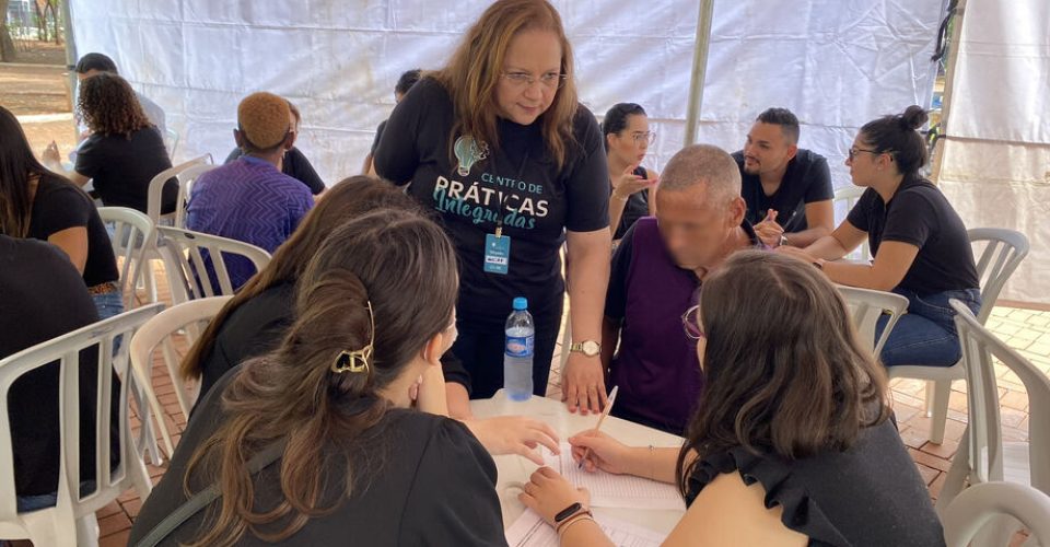 Ação social oferece atendimentos jurídicos gratuitos à comunidade - Foto: Divulgação