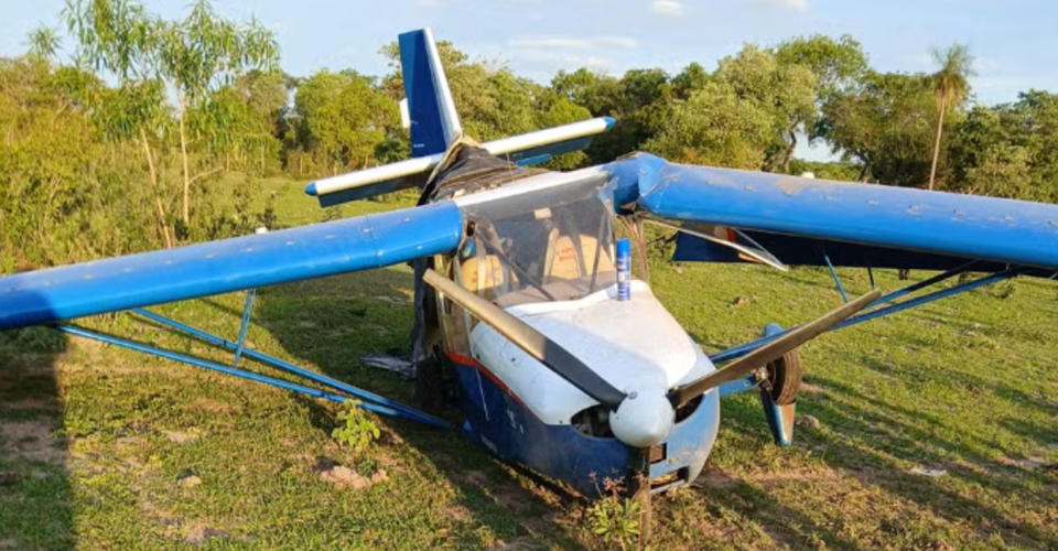 Avião que fez pouso forçado em Bela Vista (MS) — Foto: Redes Sociais/Reprodução