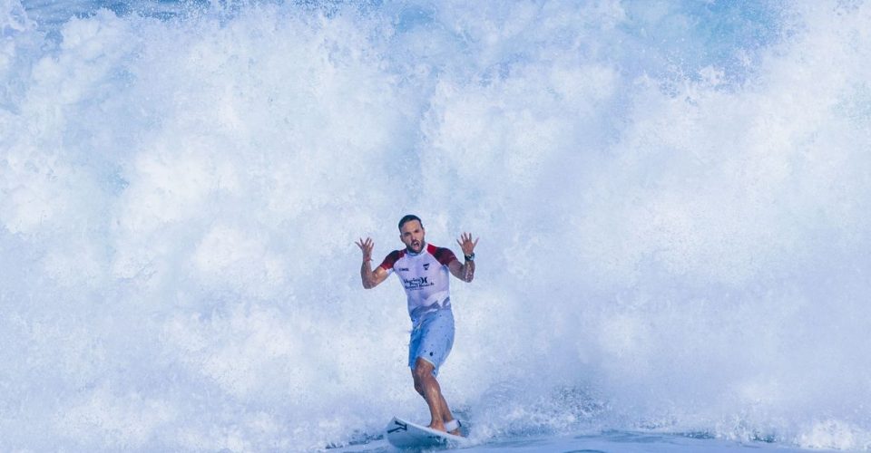 HALEIWA, HAWAII - FEBRUARY 16: Caio Ibelli of Brazil surfs in Heat 1 of the Round of 32 at the Hurley Pro Sunset Beach on February 16, 2022 in Haleiwa, Hawaii. (Photo by Brent Bielmann/World Surf League)