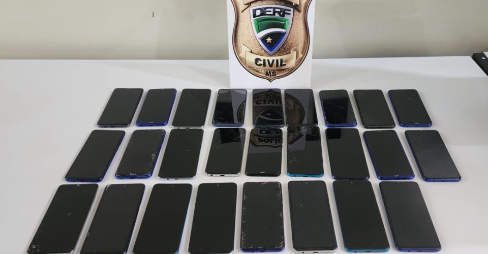 Parte dos celulares furtados da SESAU foi encontrada com compradores que desconheciam a origem ilícita. A polícia segue apurando o caso - Foto: Divulgação/PCMS