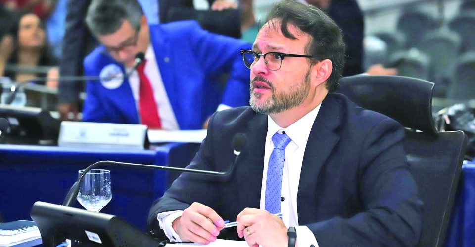 Vereador Dr. Lívio já teria consenso para presidir a CPI dos transportes - Foto: divulgação