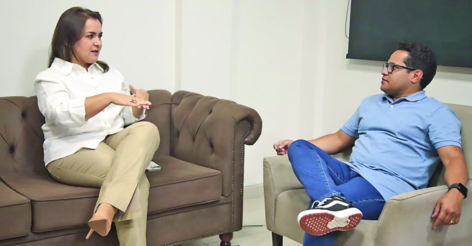 Adriane Lopes e Papy  esperam por definição da novela - Foto: divulgação