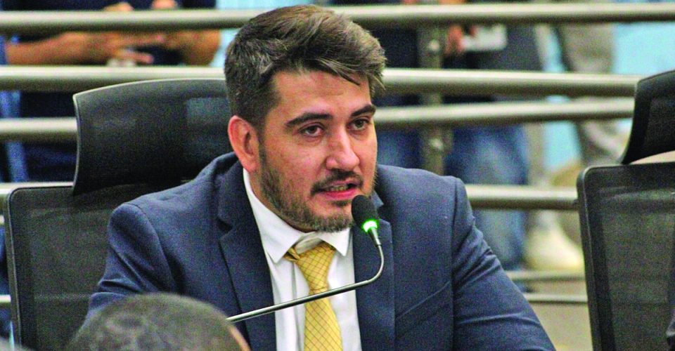 Vereador Rafael
Tavares (PL) disse
estar cansado com a
falta de respostas - Foto: Divulgação