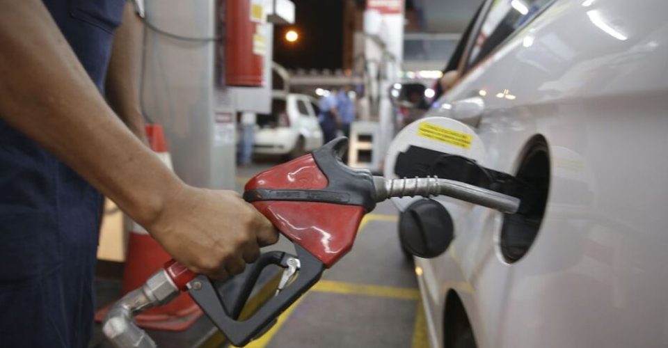 O abastecimento de combustível no Distrito Federal começa a ser normalizado.