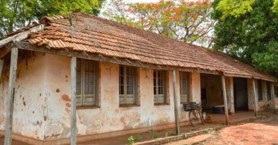 escola histórica CG