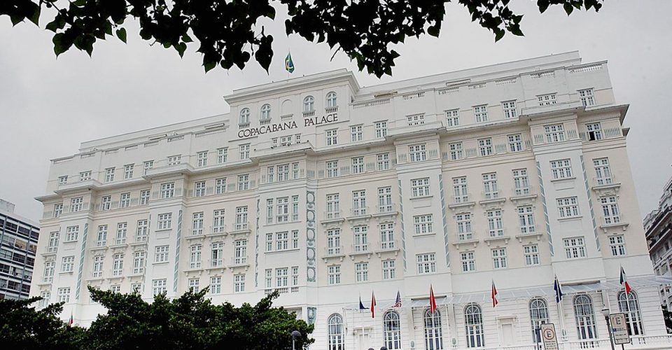 Rio de janeiro, 17 de Janeiro de 2007

Fachada do Hotel Copacabana Palace, onde acontecerá a Cúpula de Chefes de Estado do MERCOSUL.