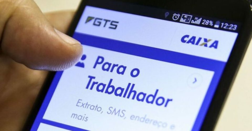 STF interrompeu o julgamento, mas três ministro já foram a favor da correção.|Foto: Agência Brasil