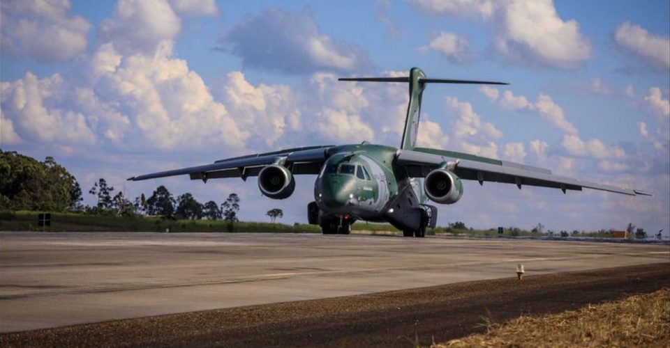 aviao fab forca aerea brasileira retirada brasileiros kiev guerra ucrania conflito russia